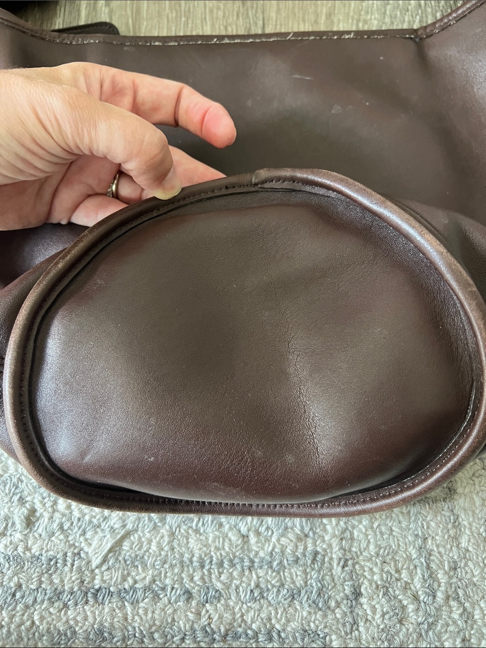 Vintage Coach 9953 Dark Brown Leather Bucket Shoulder Bag USA Glove Tanned - Picture 9 of 9